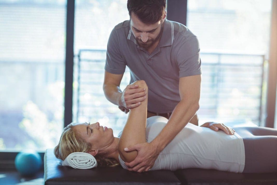 11860 Vista Del Sol, Ste. 128 The Shoulder: Pain Symptoms, Causes, and Chiropractic