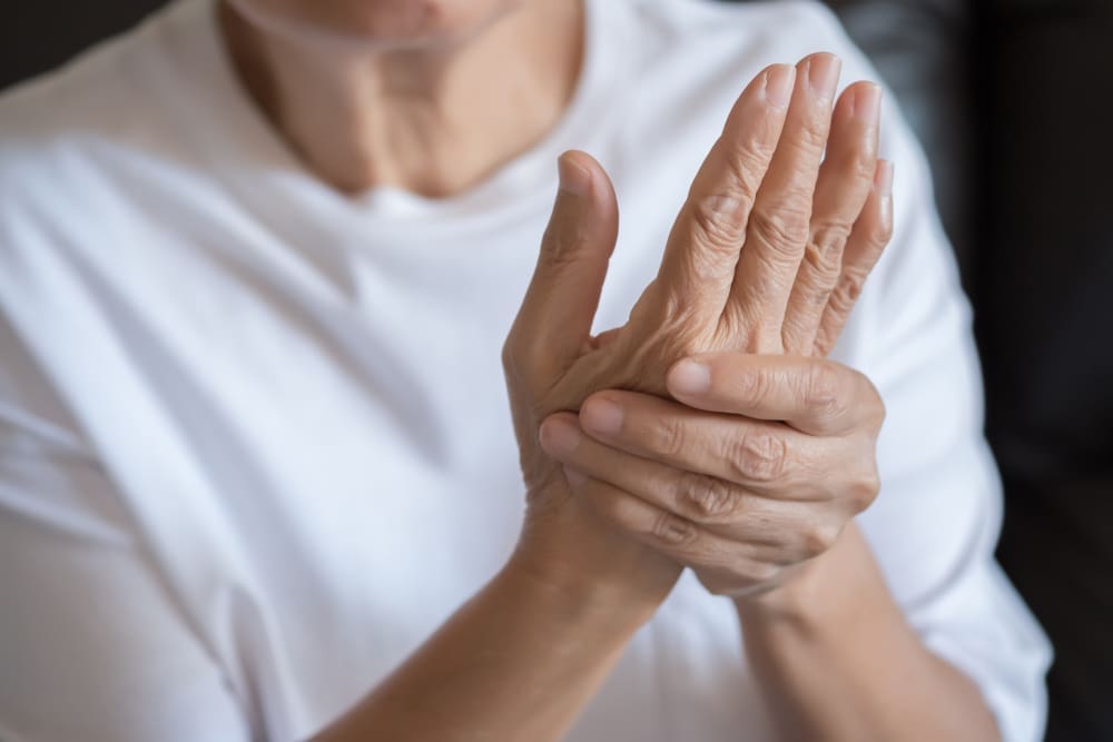 Elderly,Woman,Suffering,From,Pain,From,Rheumatoid,Arthritis
